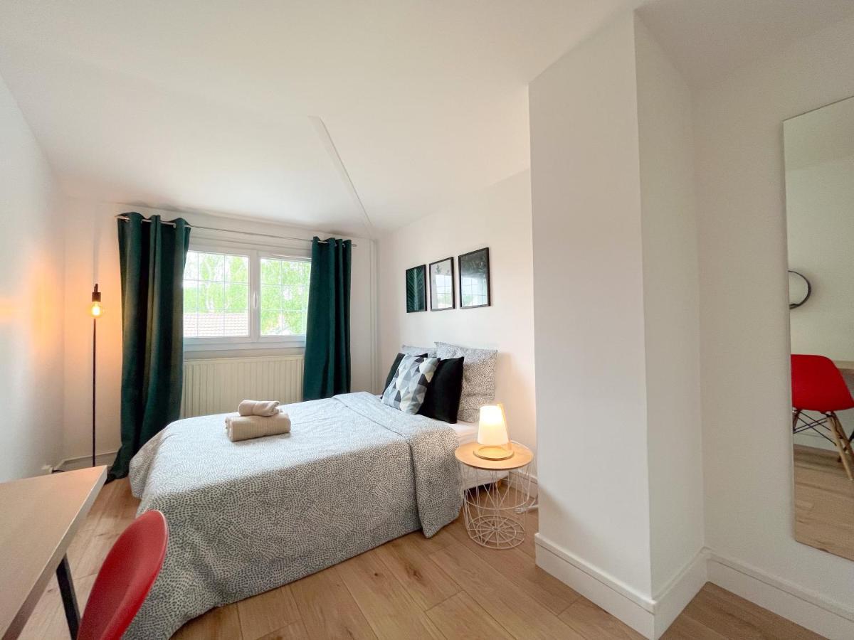Maison Ideale Pour Visiter Paris Versailles - Chambres Privees Paris-Saclay Bures-sur-Yvette Esterno foto
