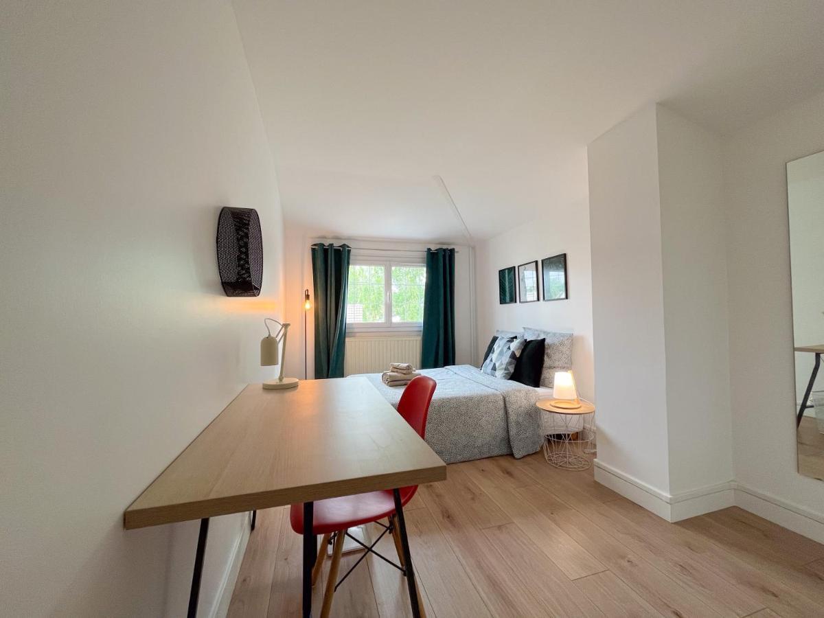 Maison Ideale Pour Visiter Paris Versailles - Chambres Privees Paris-Saclay Bures-sur-Yvette Camera foto